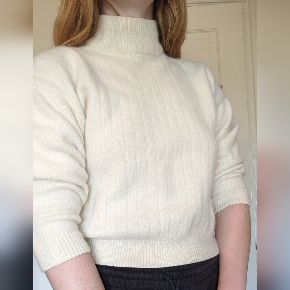 Lamb and angora wool sweater